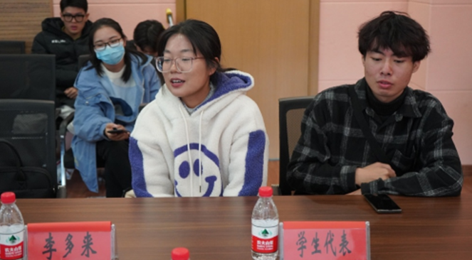 特殊的笔记，陈洪标用两幅百米书法长卷礼赞建党百年