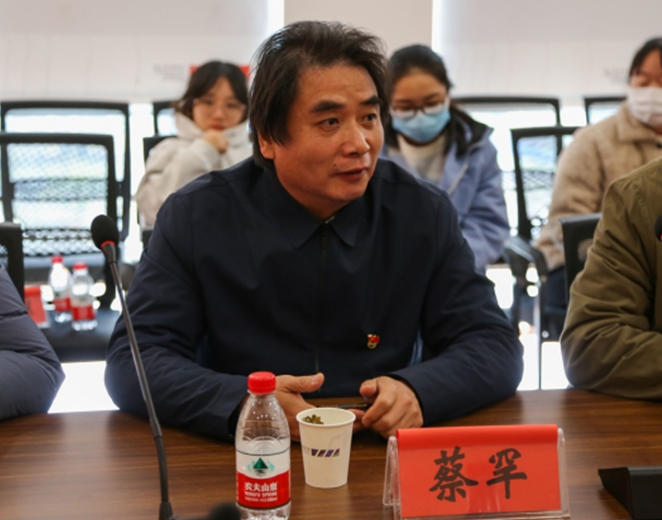 特殊的笔记，陈洪标用两幅百米书法长卷礼赞建党百年